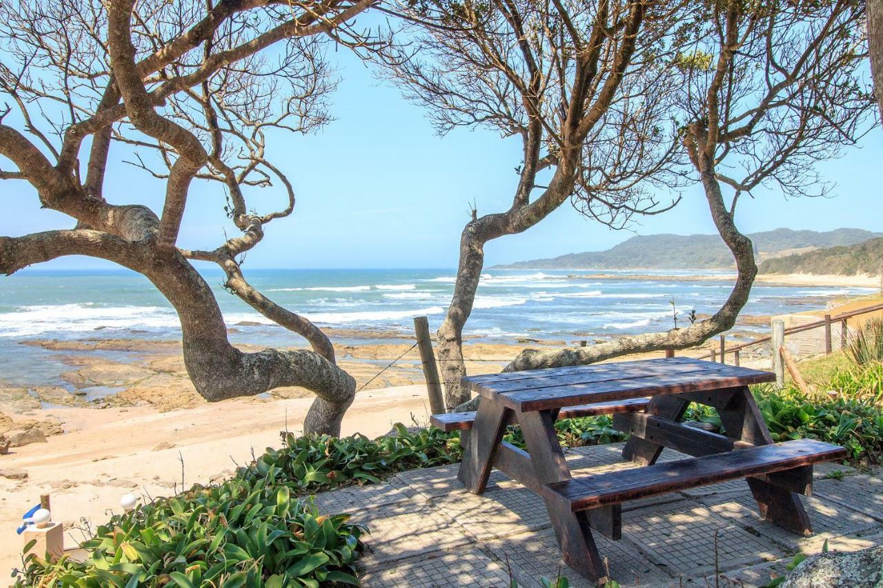 Neptunes Cove Kei Mouth Bagian luar foto