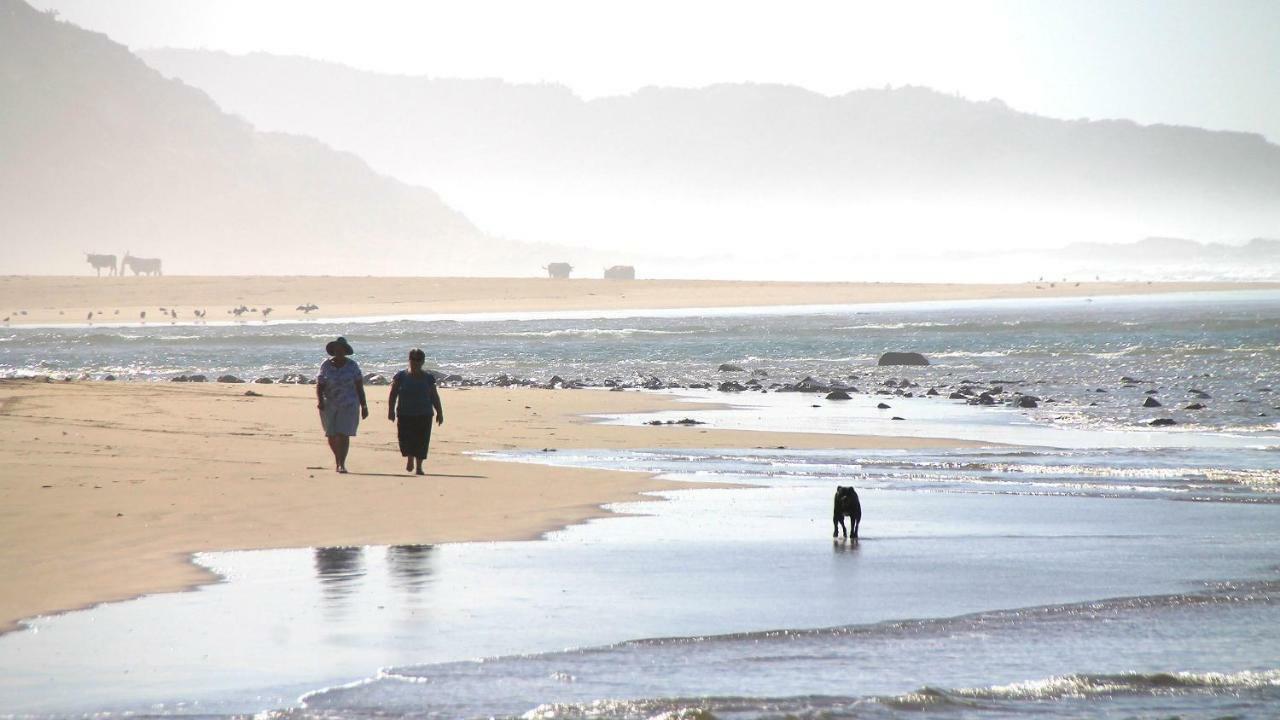 Neptunes Cove Kei Mouth Bagian luar foto